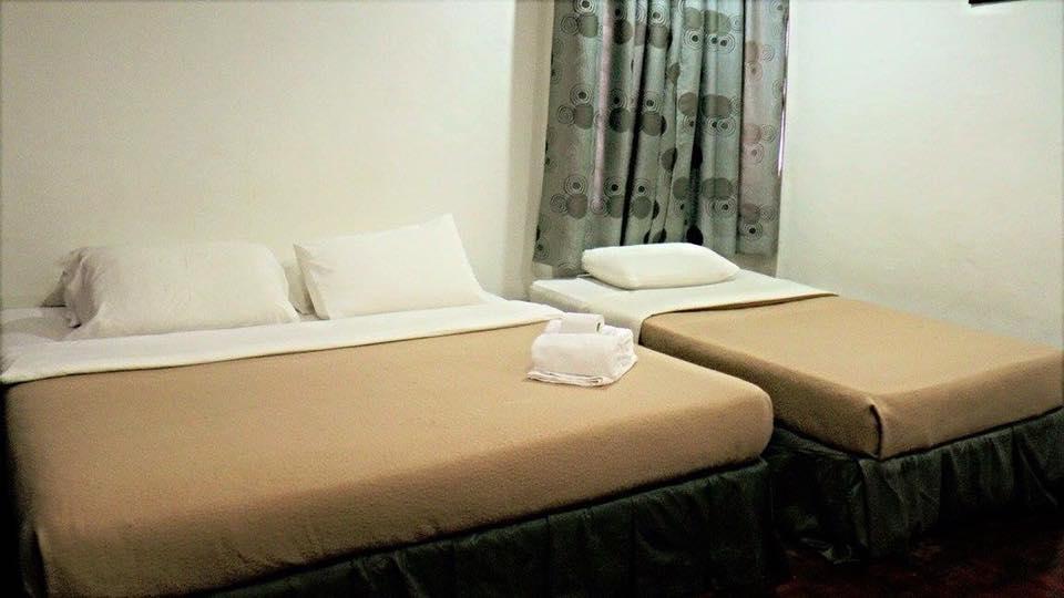 Casapelindung Guesthouse Куантан Екстериор снимка