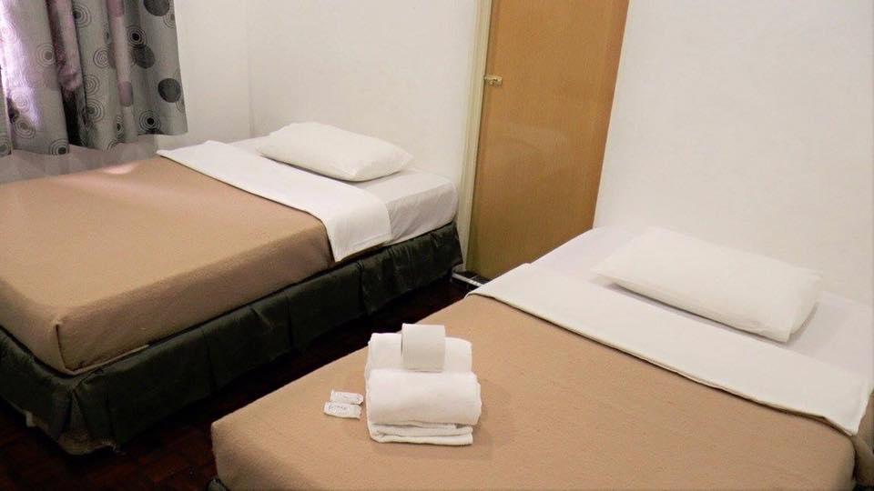 Casapelindung Guesthouse Куантан Екстериор снимка