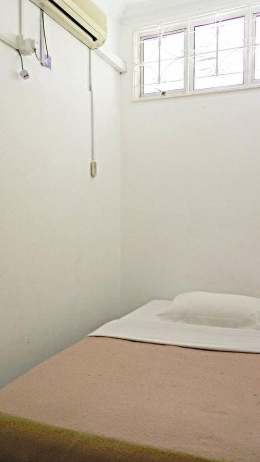 Casapelindung Guesthouse Куантан Екстериор снимка